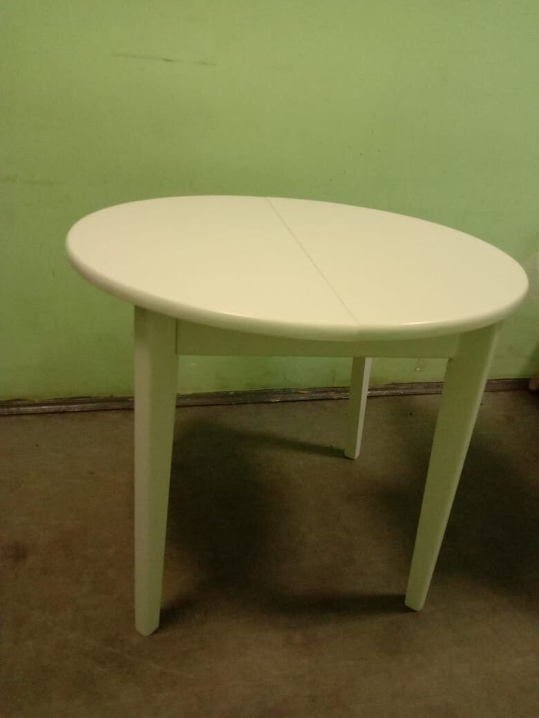 Раздвижной стол Фаворит, D90, белая эмаль